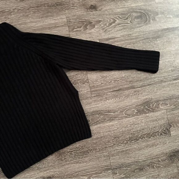 Bassike Knit chunky wool sweater - Picture 9 of 9